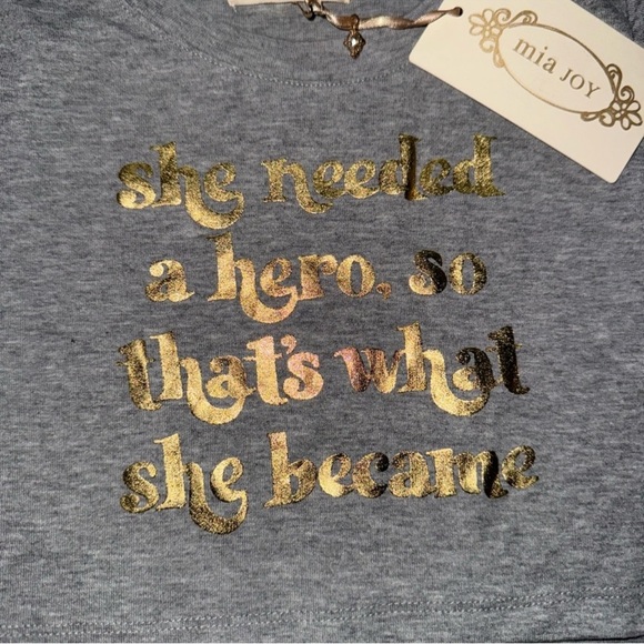 Mia Joy by Joyfolie Gray Graphic Tee Size 12 NWT! - Picture 2 of 2